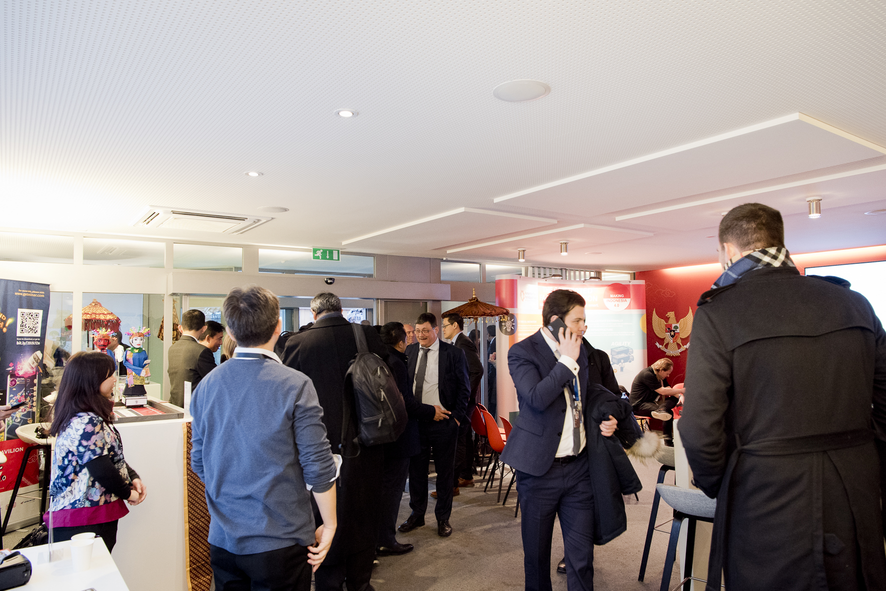 33125979258_7c926cfed3_o-1